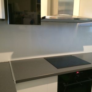 Crédence Blanche de cuisine en aluminium