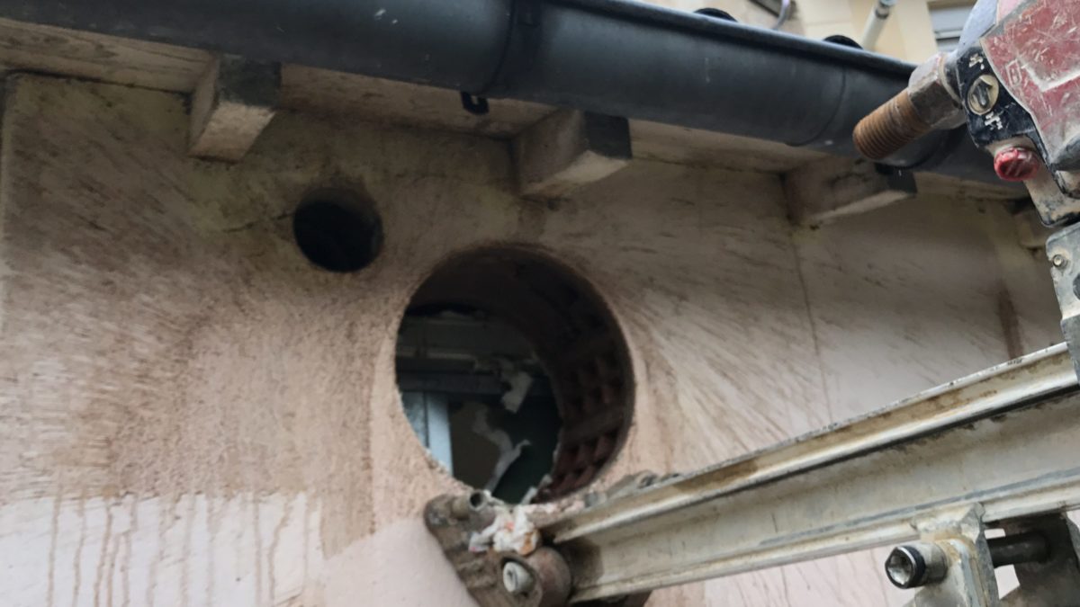 2 Carottages à la carotteuse hilti diamètre 100 2 Carottages à la carotteuse hilti diamètre 100