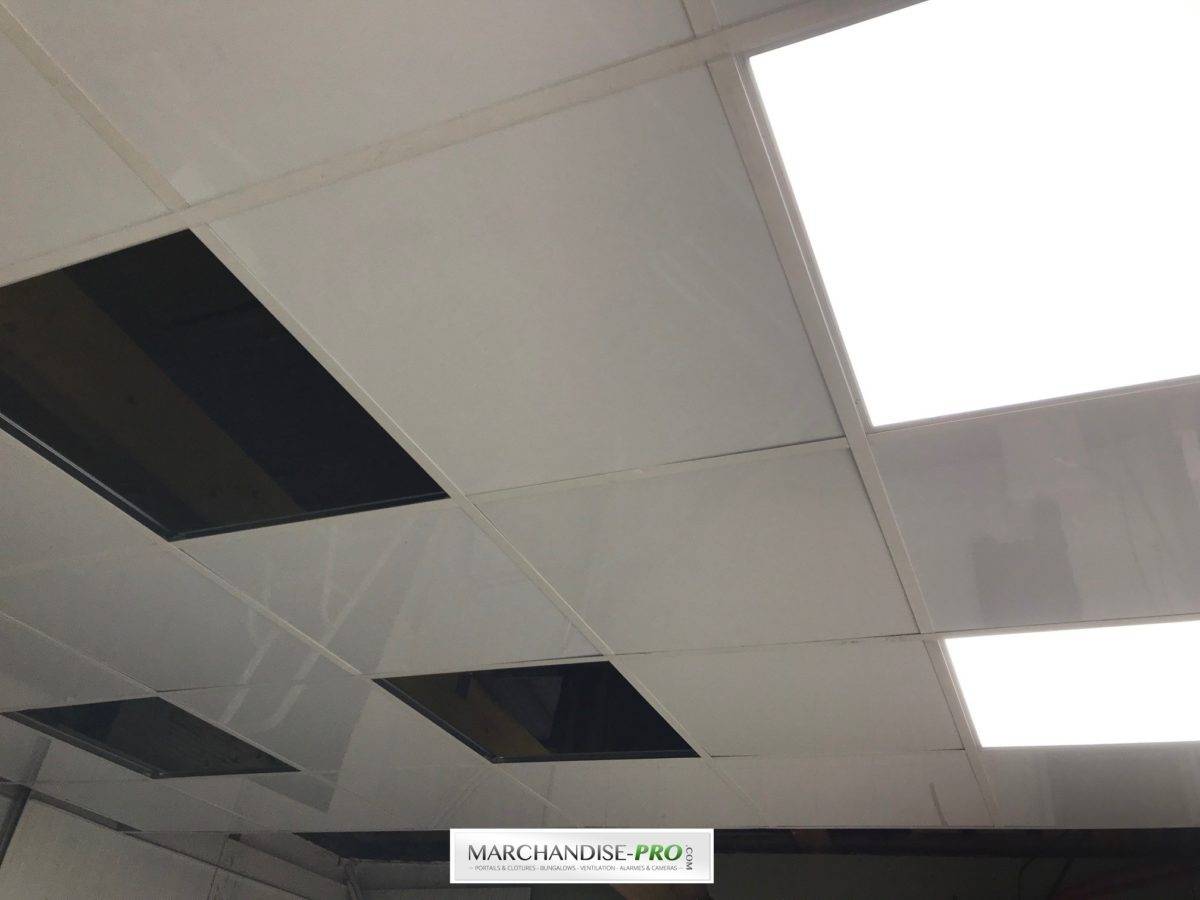 Dalle de faux plafond blanche