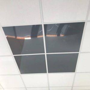 Dalle de faux plafond noire brillant