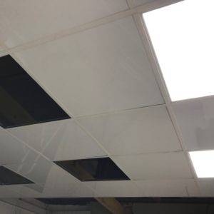 Dalle plafond ininflammable