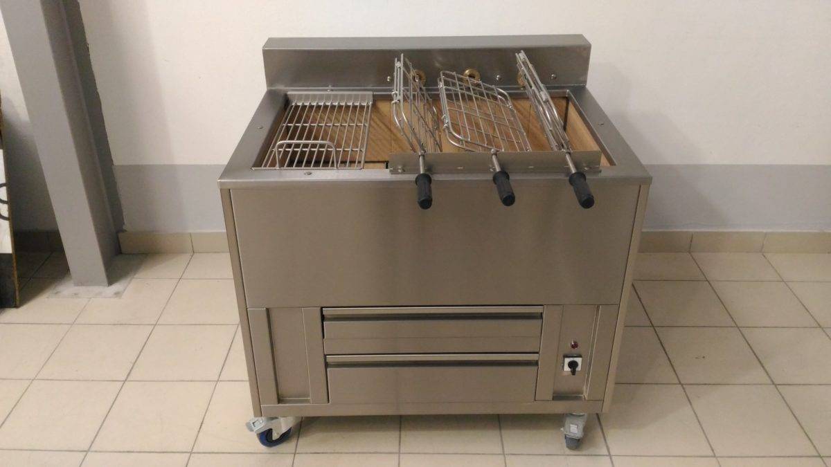 Rotisserie poulet charcoal bbq grill