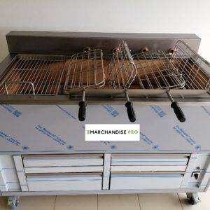 Barbecue à charbon avec 8 grilles saucisses