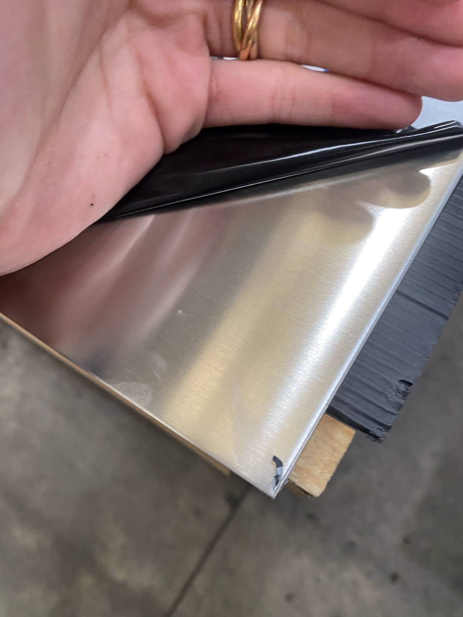Tôle aluminium brossé - Plaque de 500 x 500 mm - Epaisseur 15/10ème