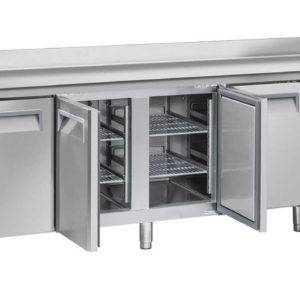 Desserte Murale Gastro 4 Portes Pleines Négative / Roulettes - QN 4200